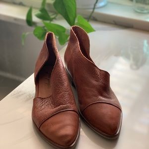 Free People leather booties size 36 made in Spain
